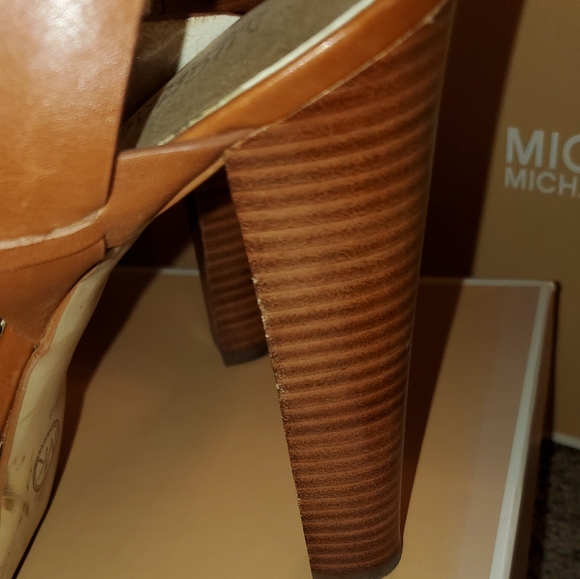 Michael Kors Platform Heels - Picture 4 of 6